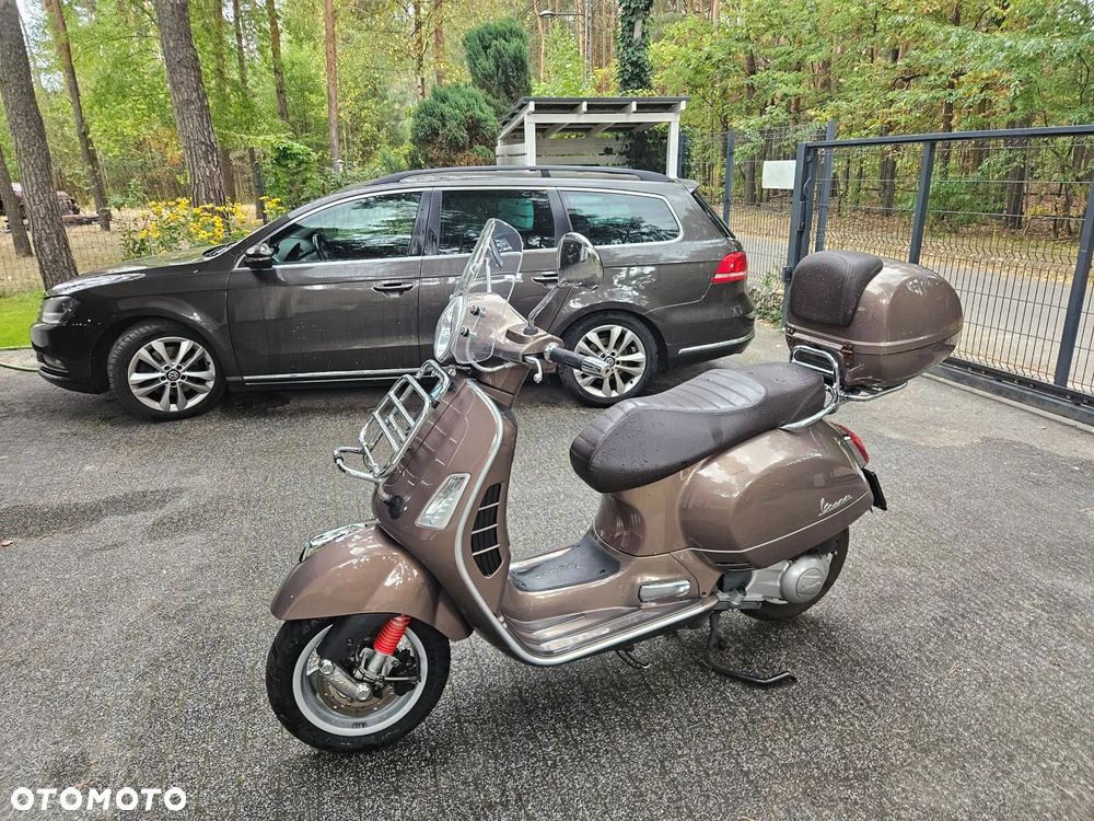 Vespa GTS - 1