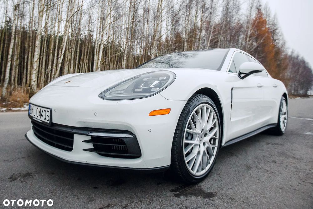 Porsche Panamera 4S - 21