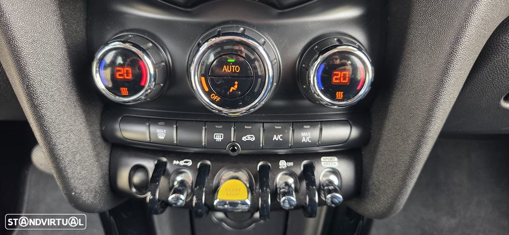 MINI 3 Portas Cooper SE Classic - 23