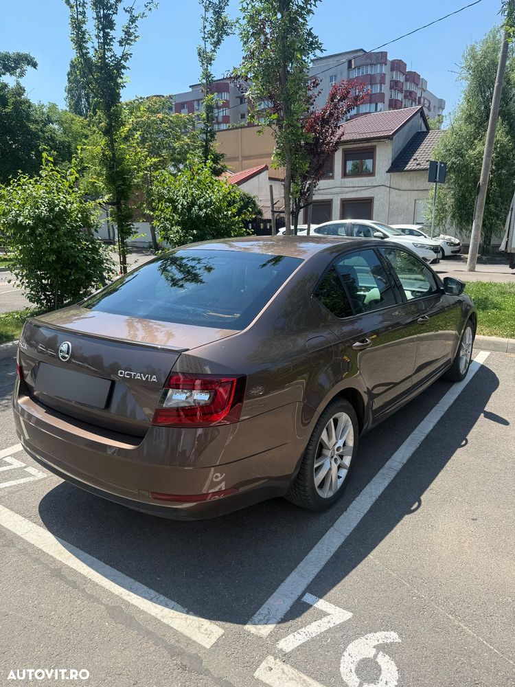 Skoda Octavia - 3