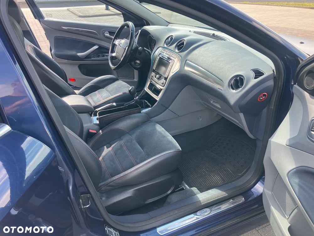 Ford Mondeo 2.0 TDCi Titanium - 21