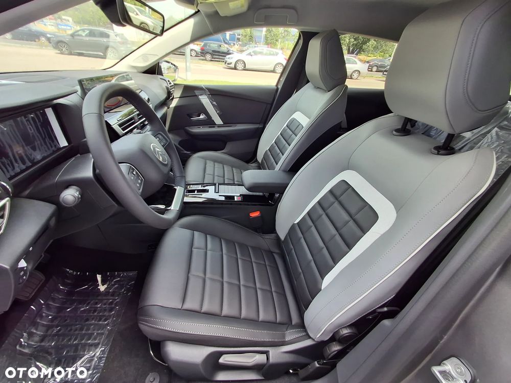 Citroën C4 1.2 mHEV Max eDCT6 - 10