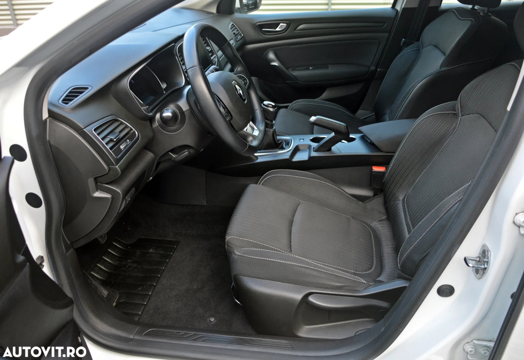 Renault Megane Energy dCi Business - 23