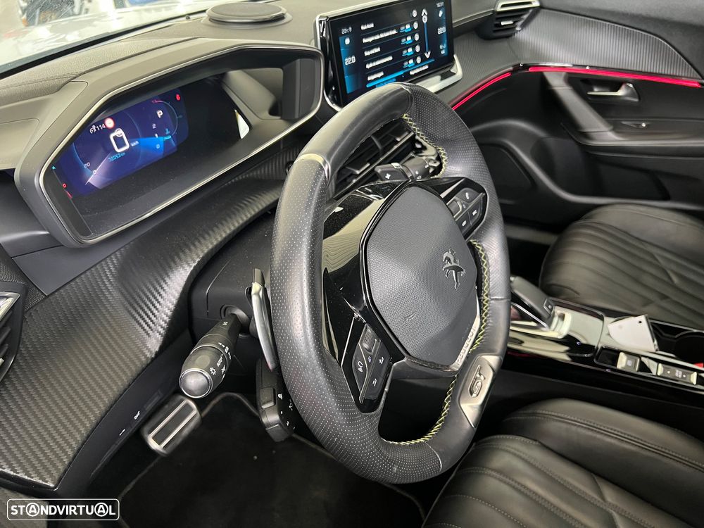 Peugeot 2008 1.2 PureTech GT Pack EAT8 - 15