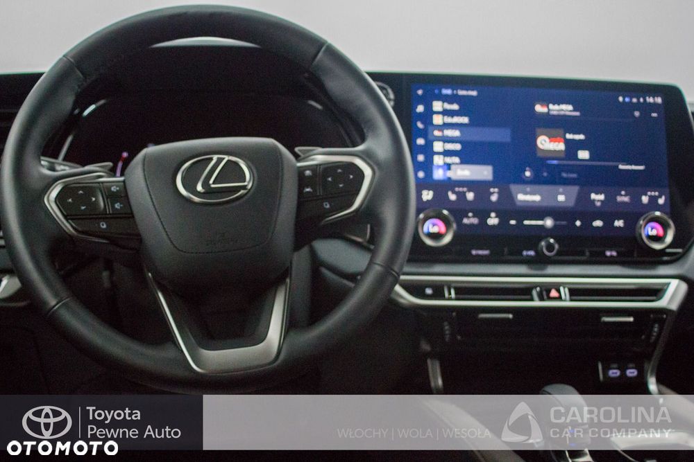 Lexus RX - 4