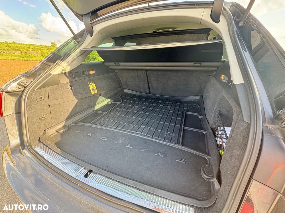 Audi A6 Avant 2.0 TDI Ultra DPF S tronic - 11