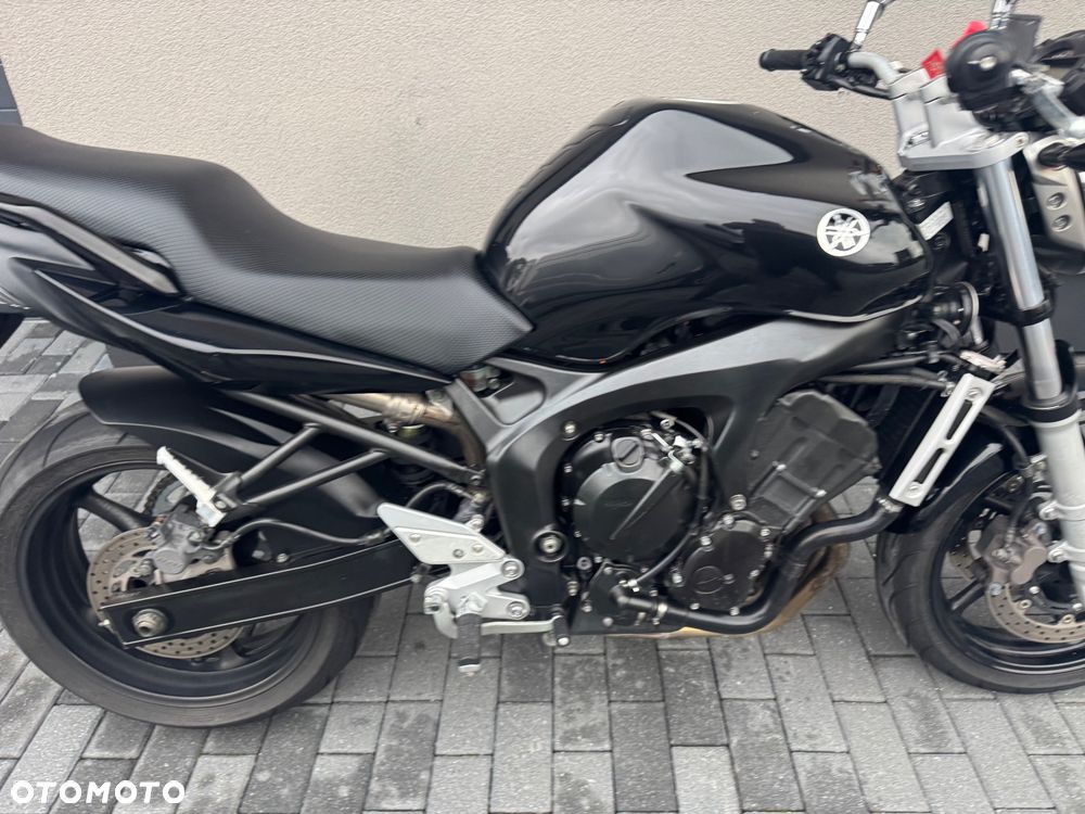 Yamaha FZ6 - 9