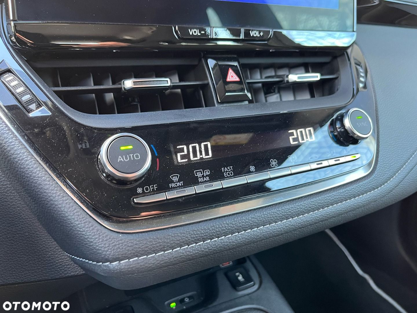 Toyota Corolla - 19
