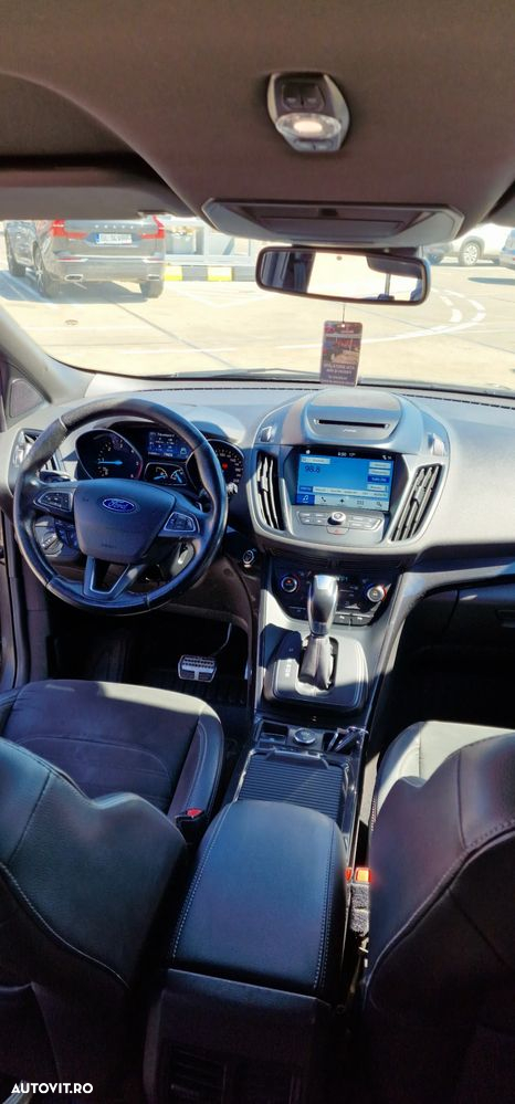 Ford Kuga 2.0 TDCi 4WD Powershift ST-Line - 16