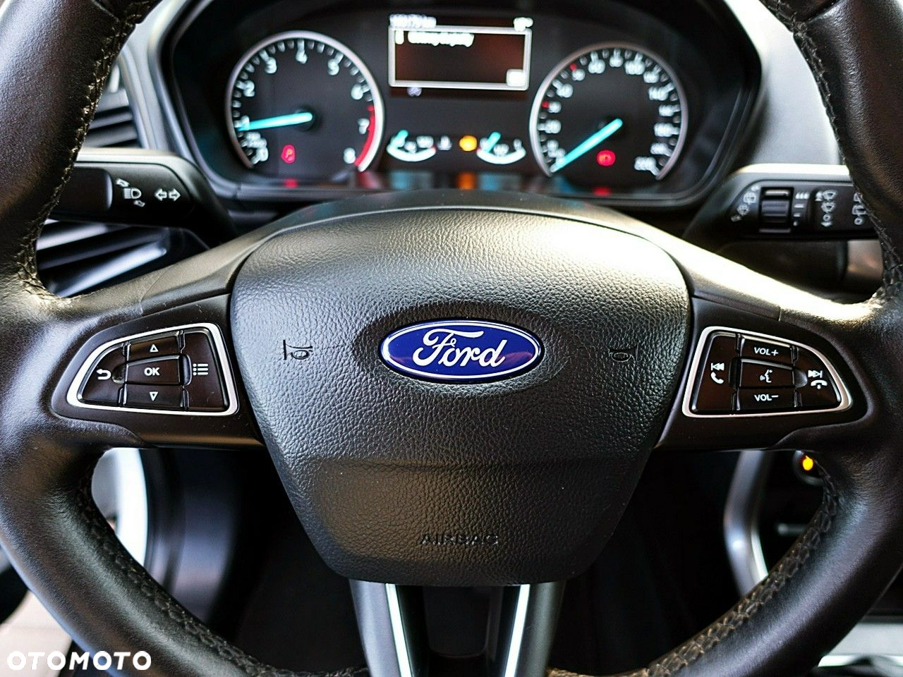 Ford EcoSport - 18