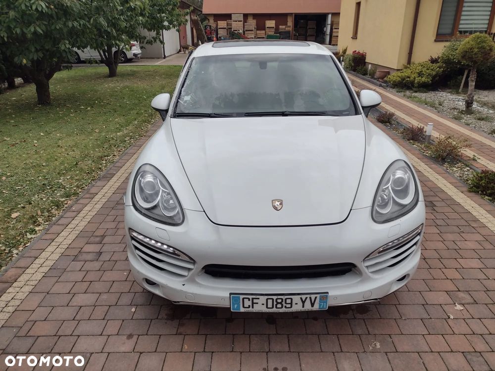 Porsche Cayenne - 2