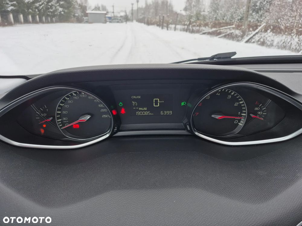 Peugeot 308 155 THP Premium - 14