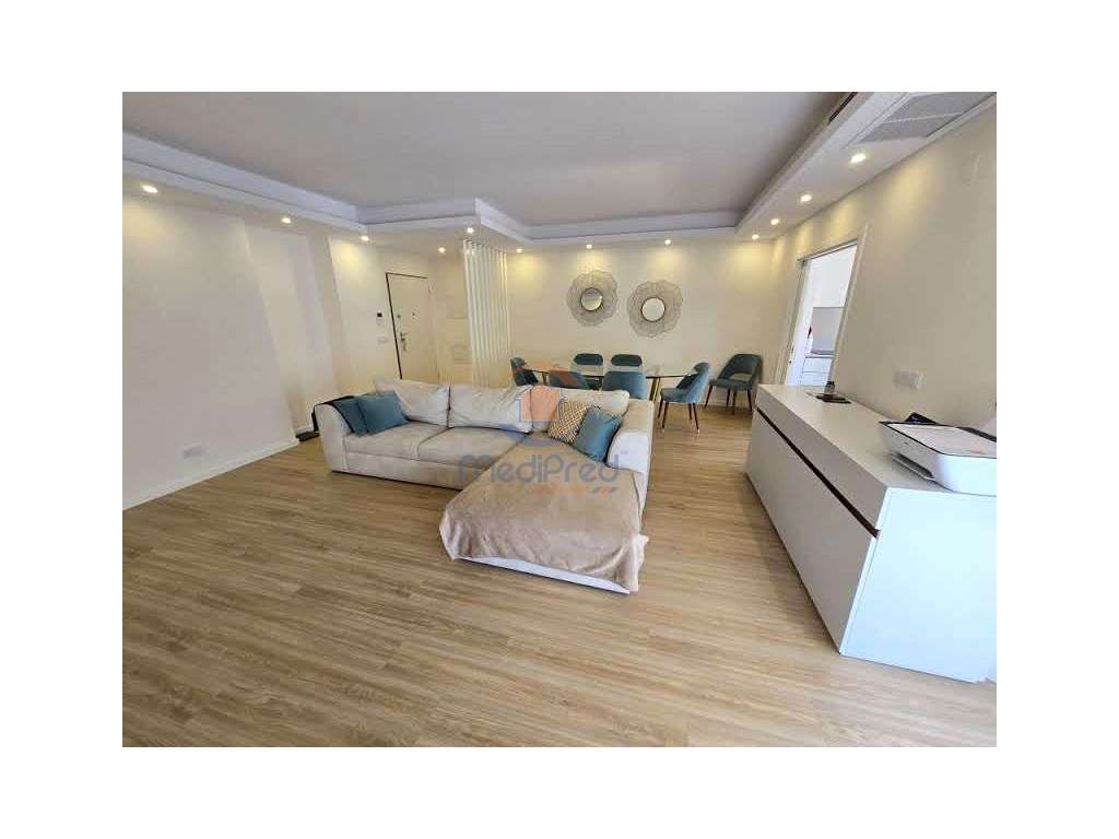 Apartamento T2 mobilado, com 3 Varandas e BOX | Urbanização Jardim ... - Grande imagem: 4/37