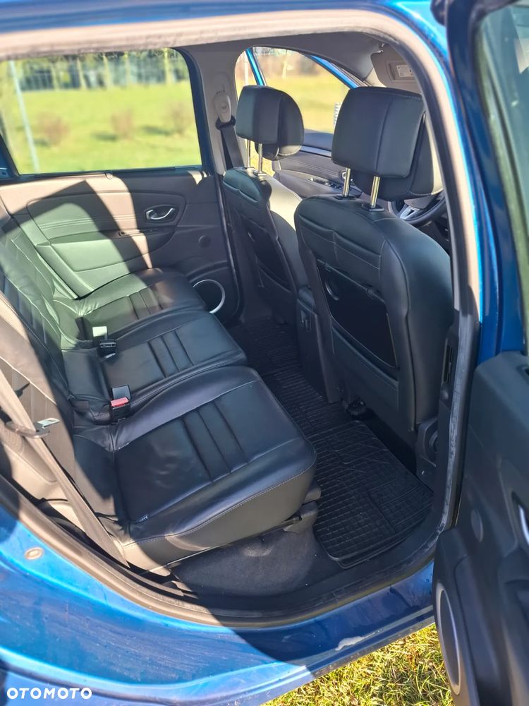 Renault Grand Scenic 1.9 dCi FAP Avantage - 12