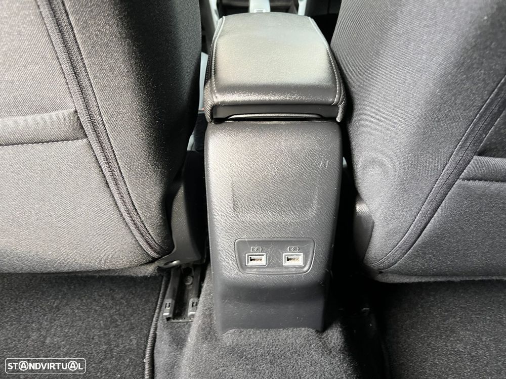 Peugeot 2008 BlueHDi 130 EAT8 Allure Pack - 33