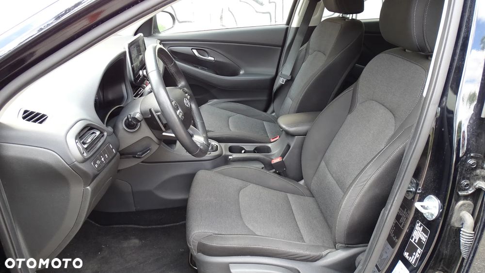 Hyundai i30 1.5 T-GDI 48V-Hybrid DCT EDITION 30+ - 13