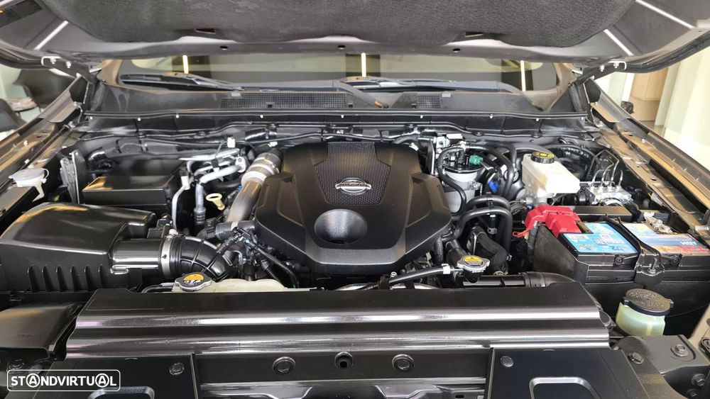 Nissan Navara 2.3 dCi CD 4WD Visia B.Dif. - 24