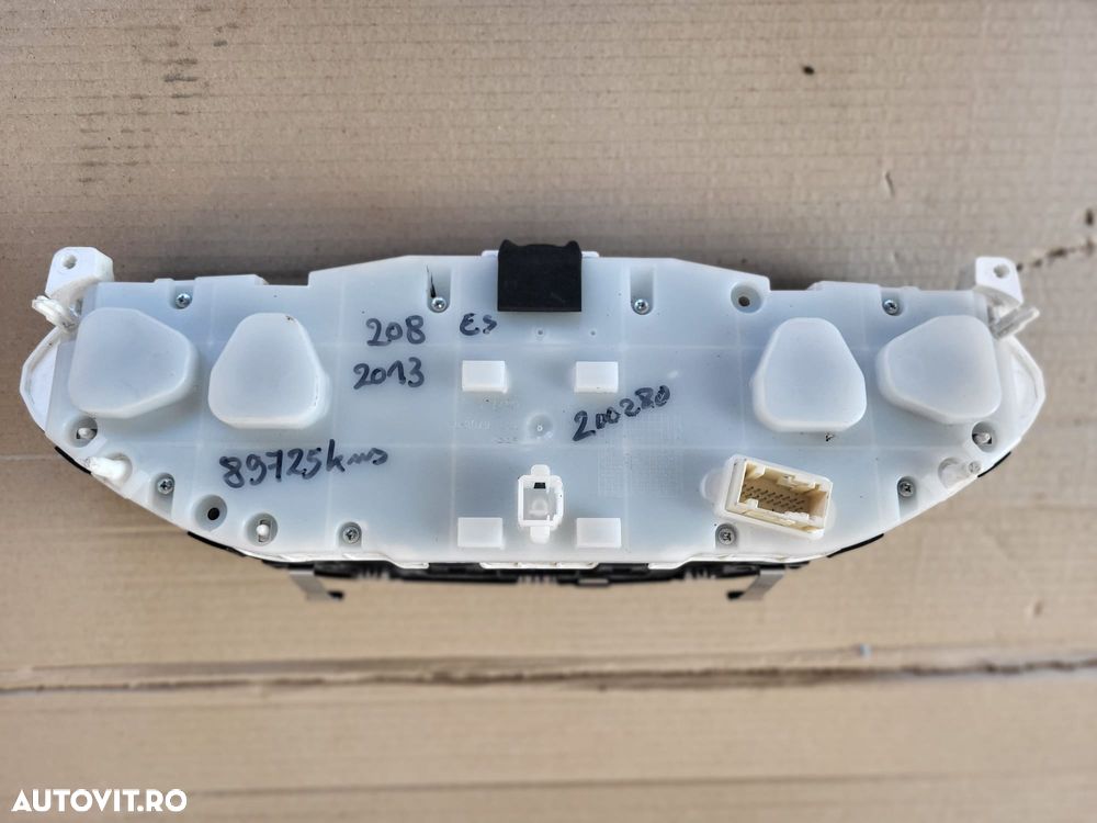 Ceas de bord Peugeot 2008 din 2013 cod 9801904080  H- - 2