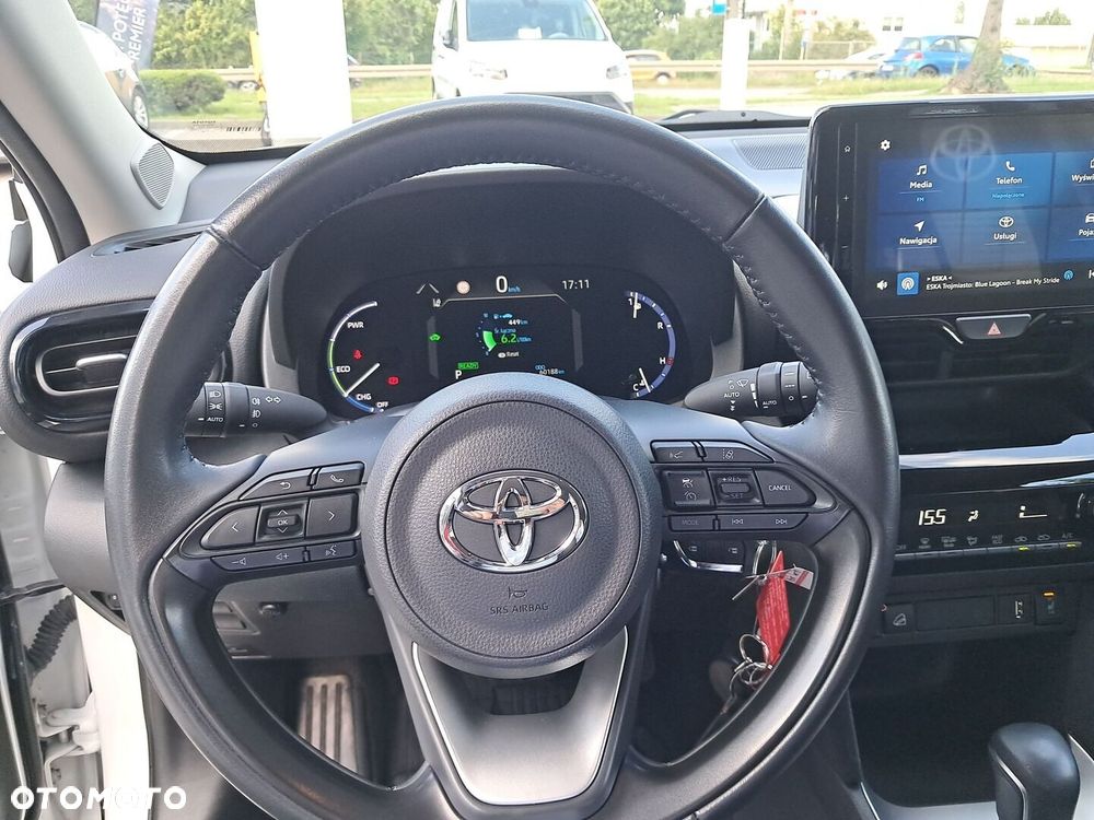 Toyota Yaris Cross Hybrid 1.5 Comfort 4x4 - 19