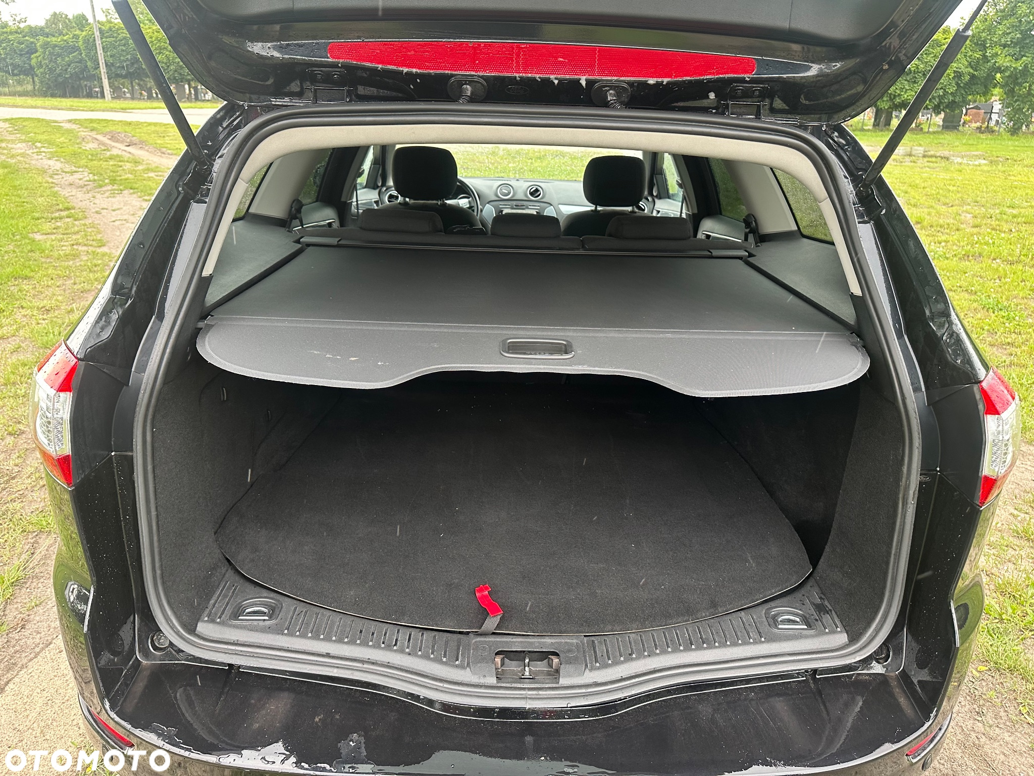 Ford Mondeo 1.6 T Ghia - 10