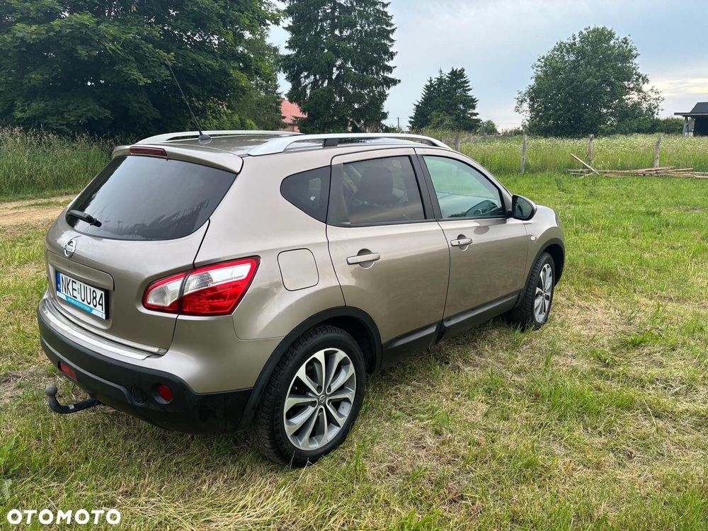 Nissan Qashqai 2.0 4x4 Lounge CVT - 17