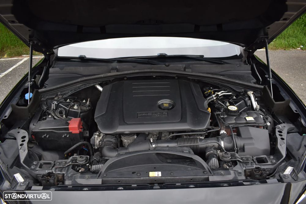 Jaguar F-Pace 2.0 i4D Prestige - 33