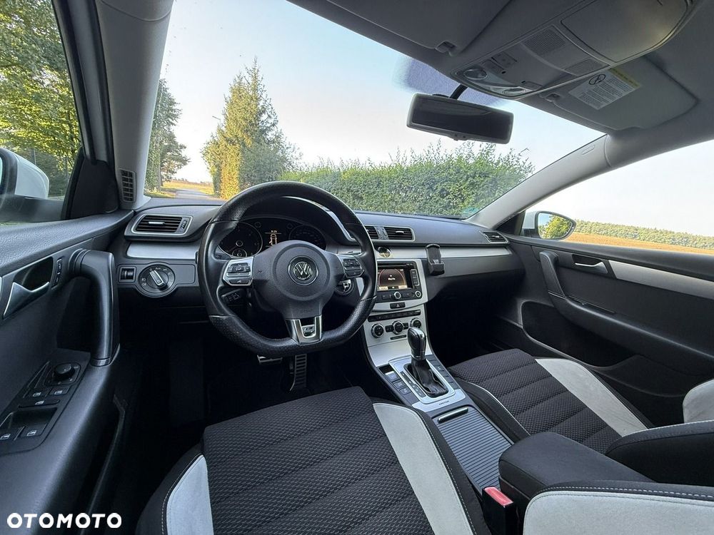 Volkswagen Passat - 28