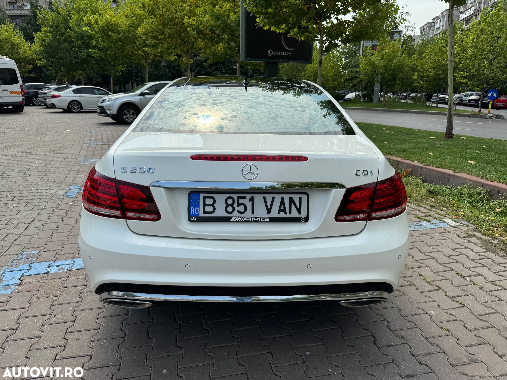 Mercedes-Benz E - 11