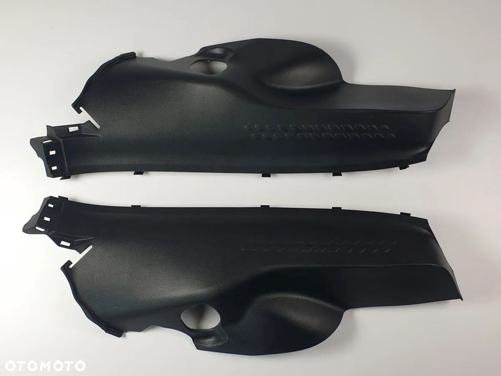 TOYOTA C-HR 19-23r Poszycie Osłona Słupka Tył Prawa Lewa - 1