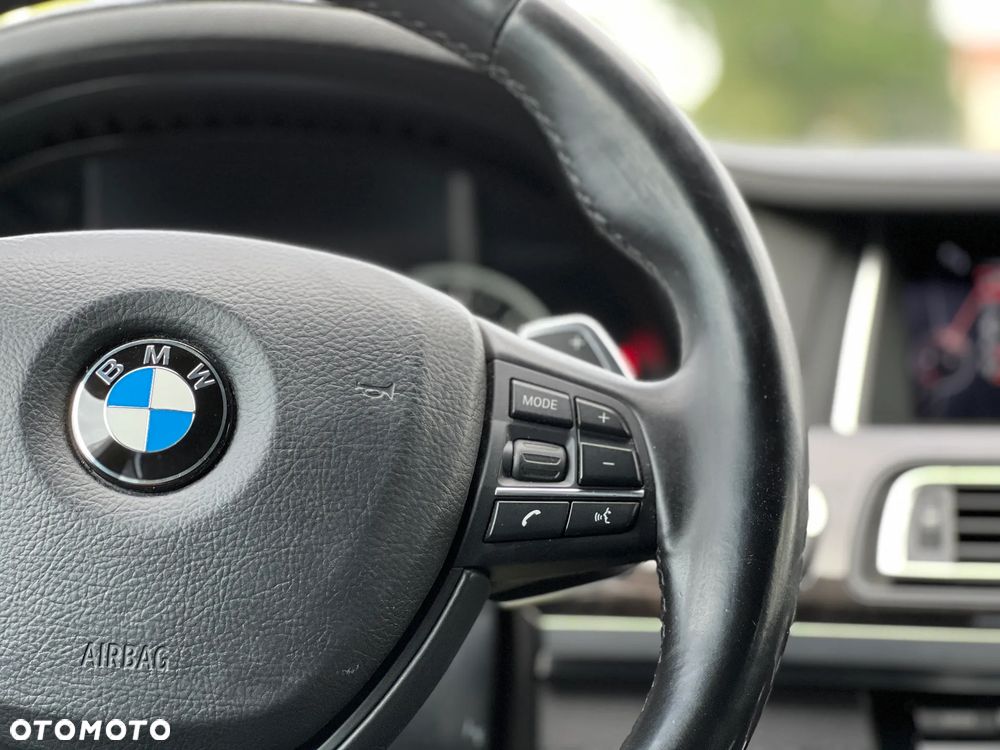 BMW Seria 7 - 23