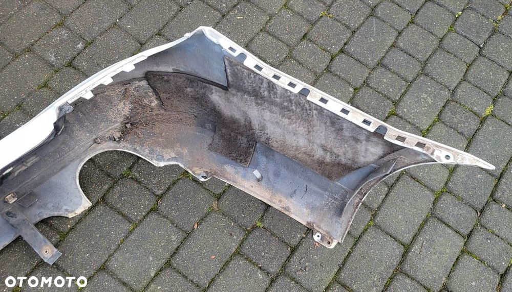 MERCEDES W204 KOMBI ZDERZAK TYLNY TYŁ 3.0 CDI V6 2 WYDECHY 650 BIAŁY - 15