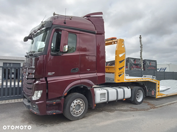 Most tylny Mercedes-Actros 1842 LS