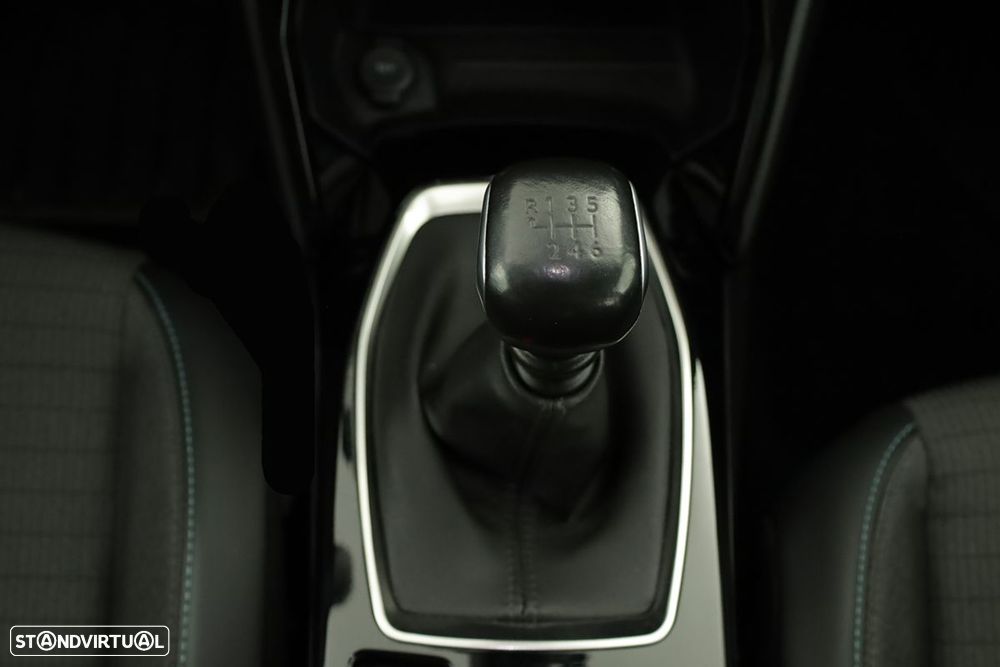 Peugeot 2008 1.5 BlueHDi Allure Pack - 13