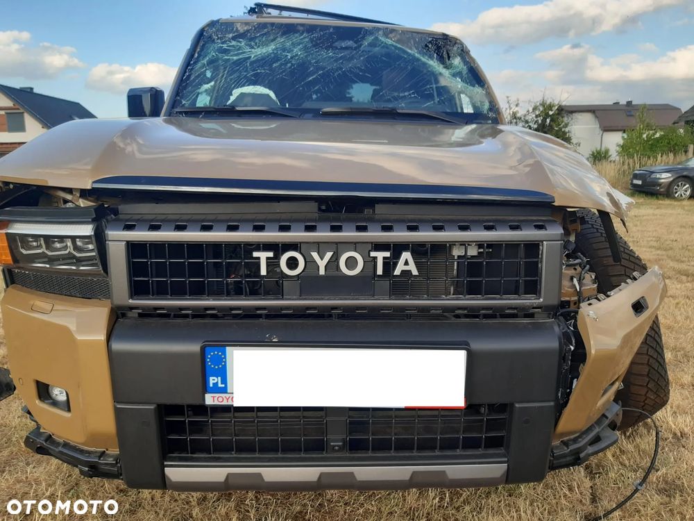 Toyota Land Cruiser LC 2.8 D-4D Prestige - 2