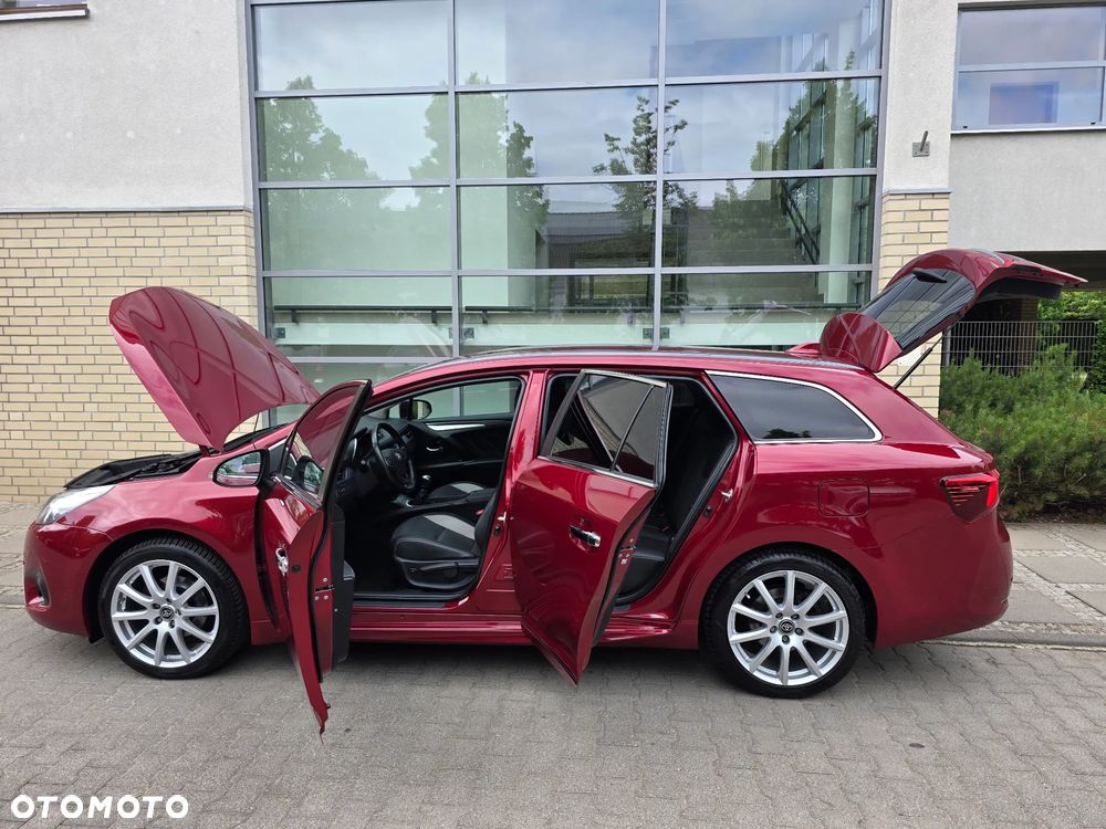 Toyota Avensis - 10