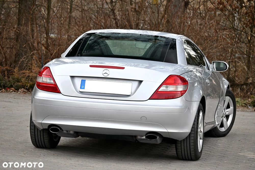 Mercedes-Benz SLK - 16