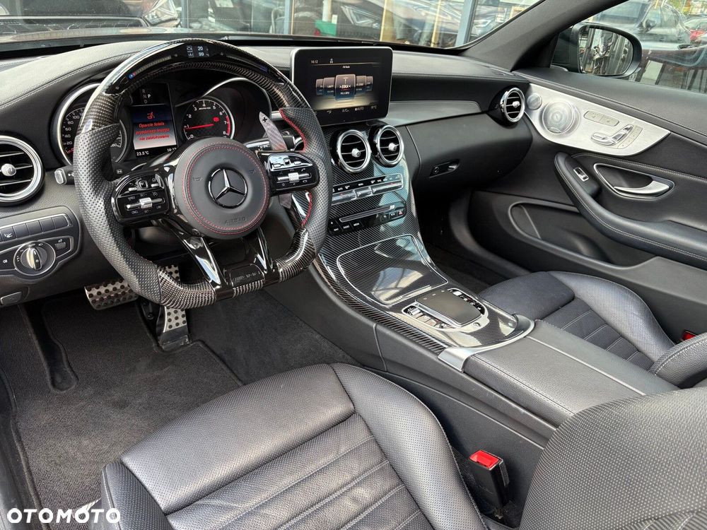 Mercedes-Benz Klasa C AMG 43 4-Matic - 12