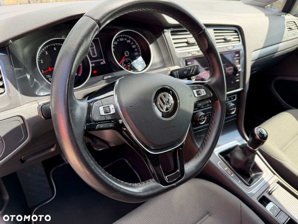 Volkswagen Golf Variant 1.5 TSI BMT Highline - 19