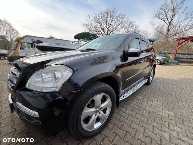 Mercedes-Benz GL 450 CDI - 11