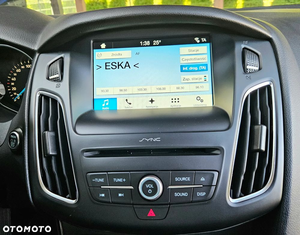 Ford Focus - 24
