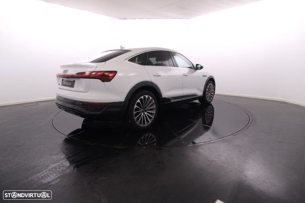 Audi Q8 e-Tron Sportback 55 quattro Advanced - 8