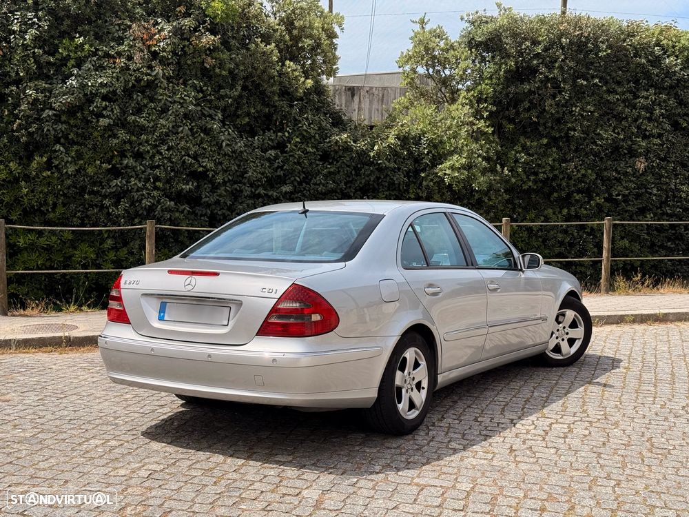Mercedes-Benz E 270 - 4