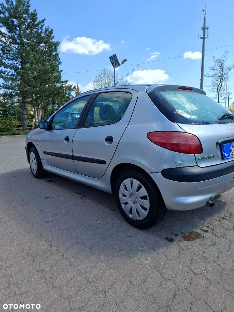 Peugeot 206 1.1 XR Presence - 7