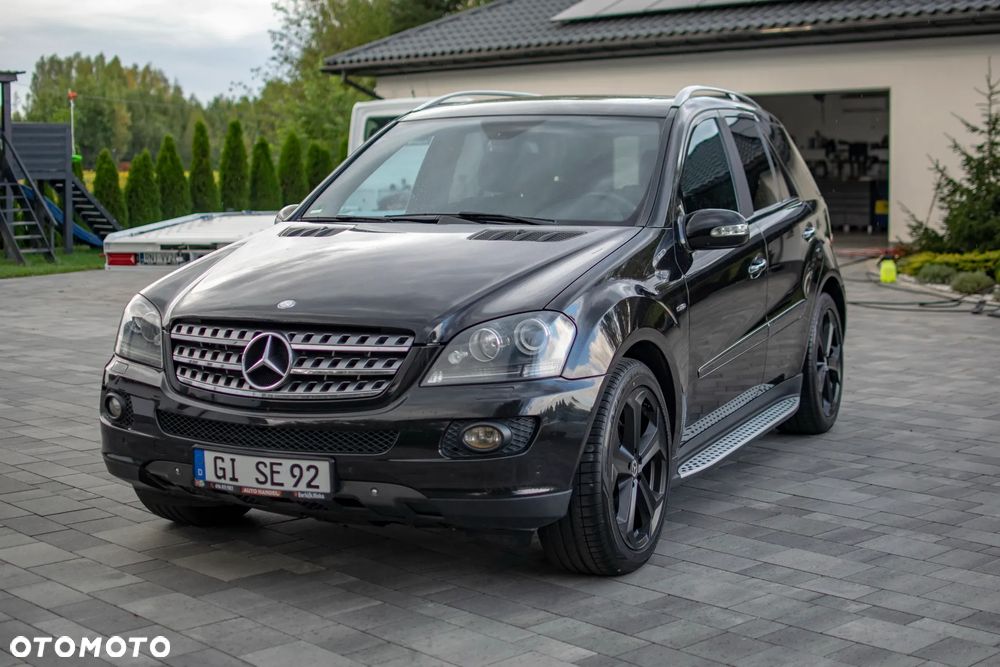 Mercedes-Benz ML - 27