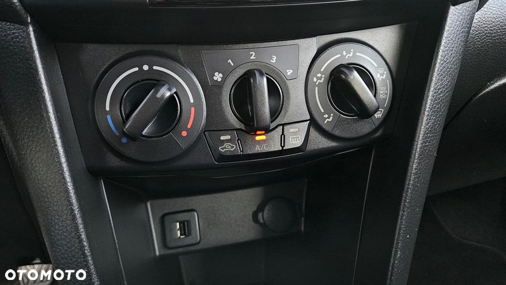 Suzuki Swift 1.2 4x4 Club - 32