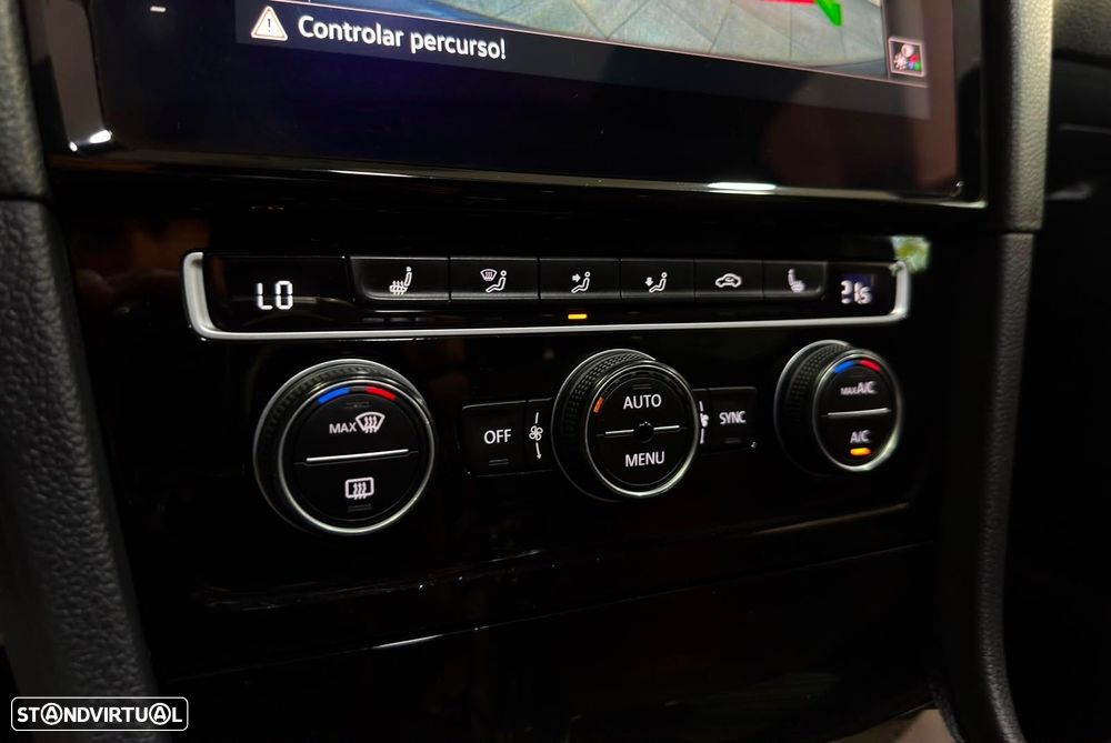 VW Golf GTI TCR 2.0 TSI OPF DSG - 38