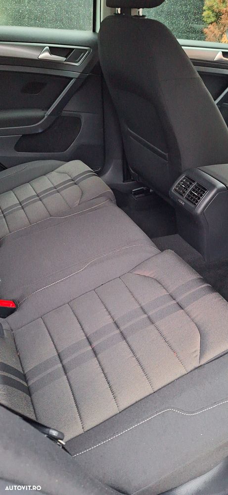 Volkswagen Golf 1.2 TSI BlueMotion Technology Team - 12