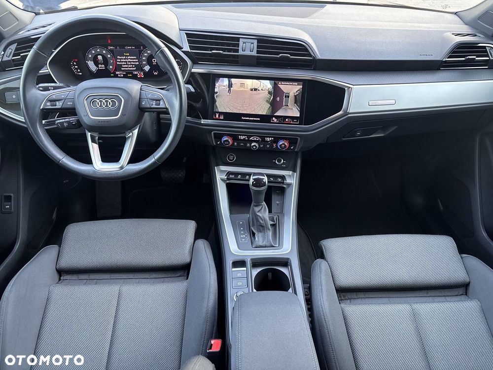 Audi Q3 Sportback - 9