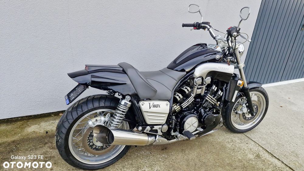 Yamaha V-MAX - 3