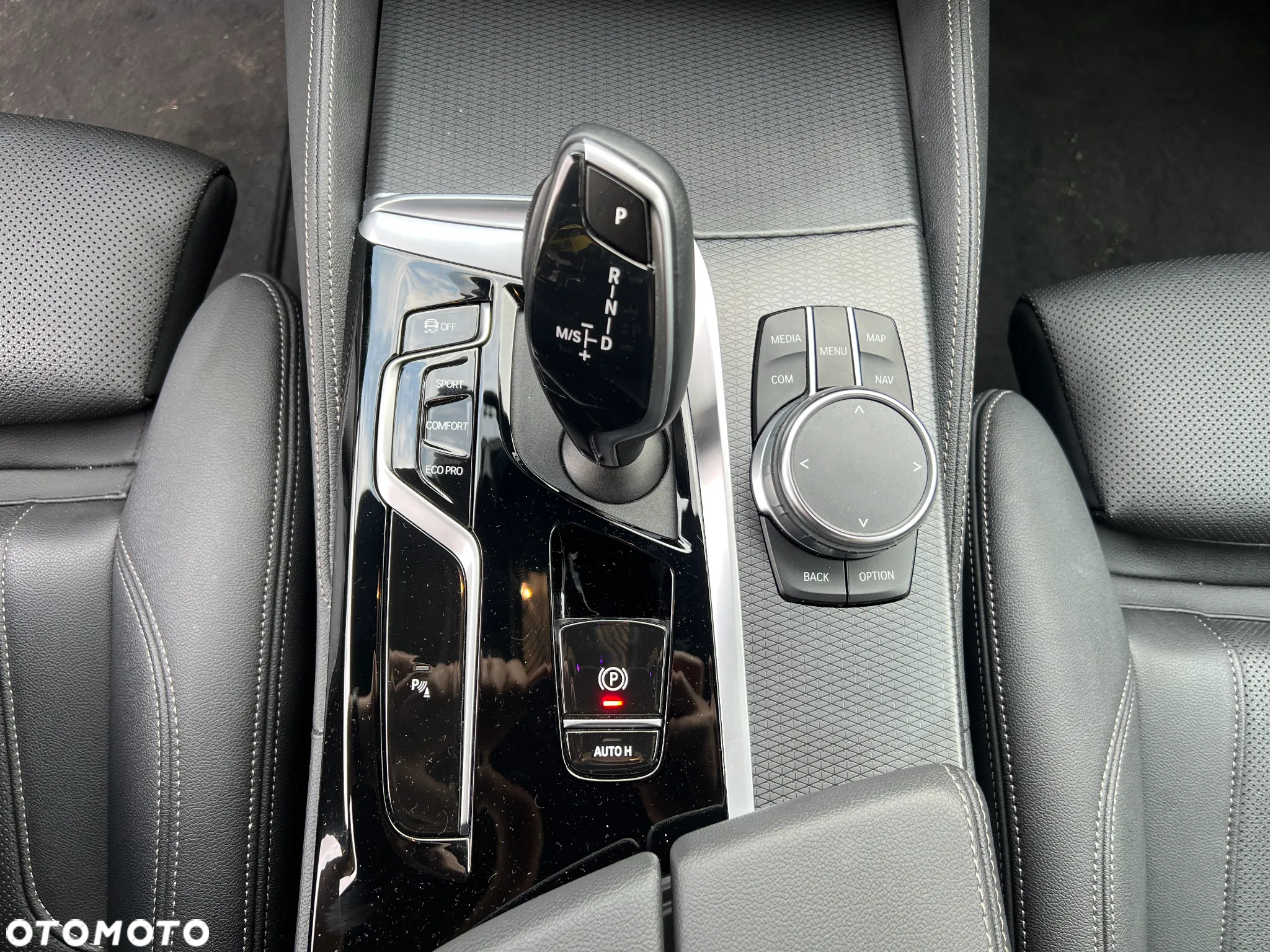 BMW Seria 5 520d M Sport Edition - 13
